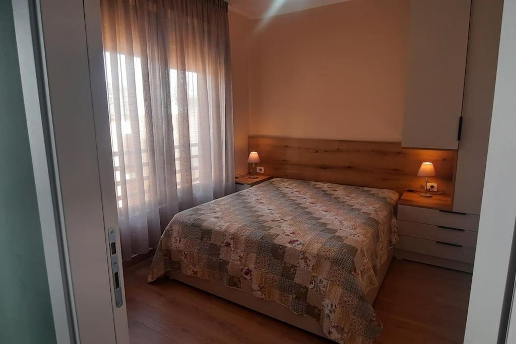 Flower Apartment تيرانا المظهر الخارجي الصورة